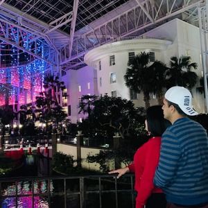 Meet your Posher, Yeff